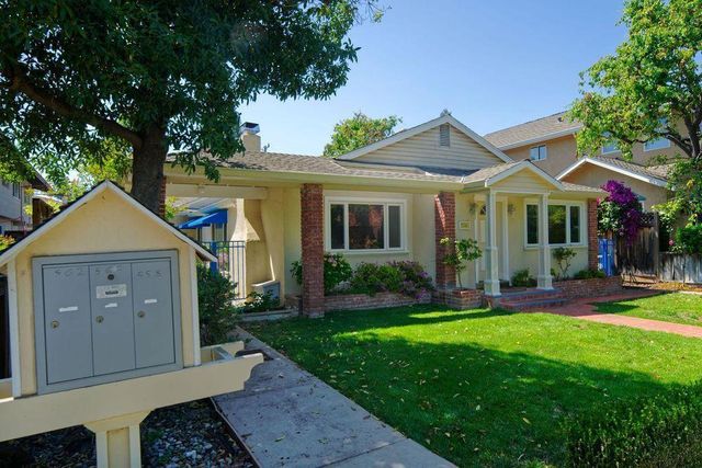558 Lassen Street, Los Altos, CA 94022