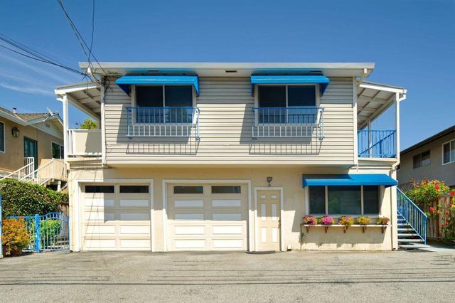 558 Lassen Street, Los Altos, CA 94022