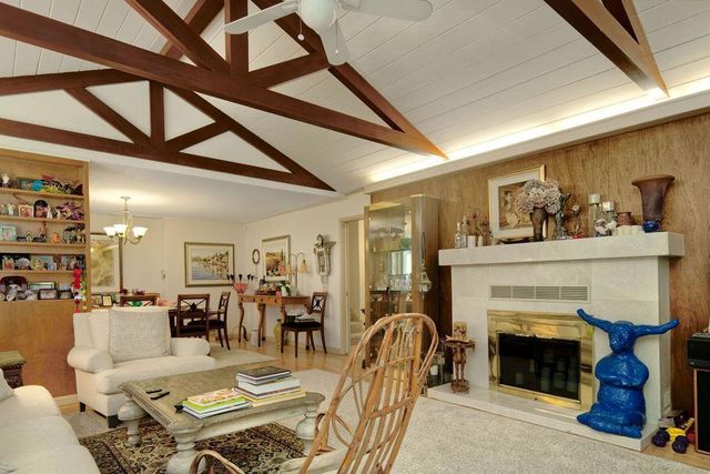 558 Lassen Street, Los Altos, CA 94022
