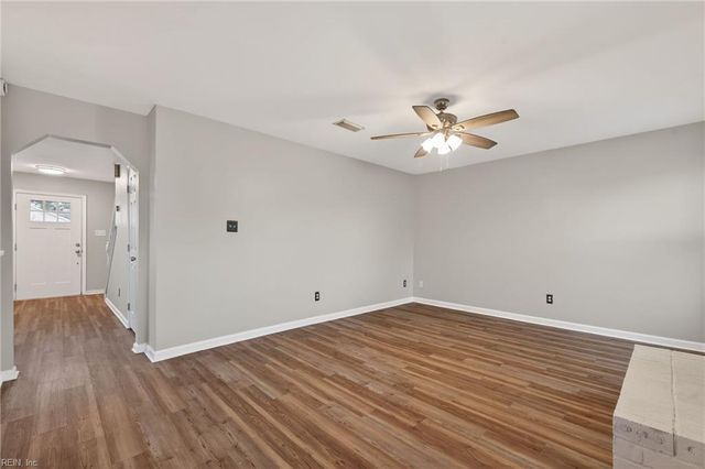 3816 Coyote CIR, Virginia Beach, VA 23456