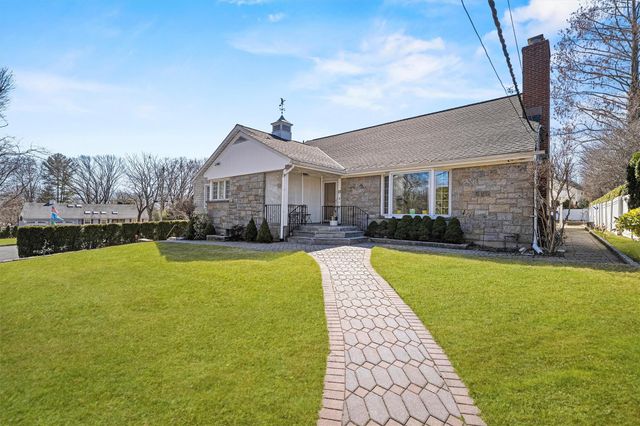 27 Carrigan Avenue, White Plains, NY 10605