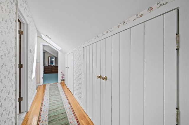 27 Carrigan Avenue, White Plains, NY 10605