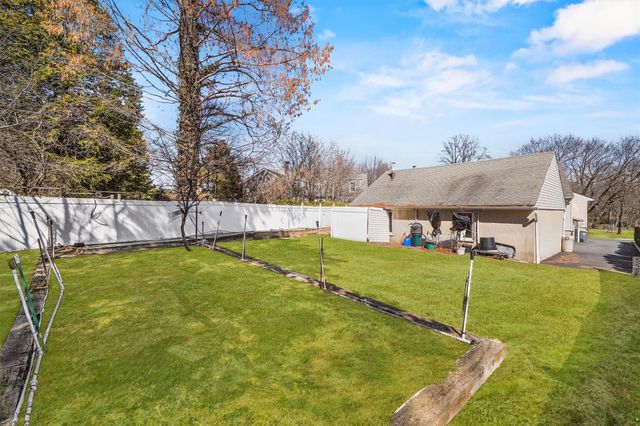 27 Carrigan Avenue, White Plains, NY 10605