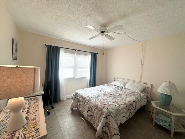 7701 STARKEY ROAD 638, Seminole, FL 33777