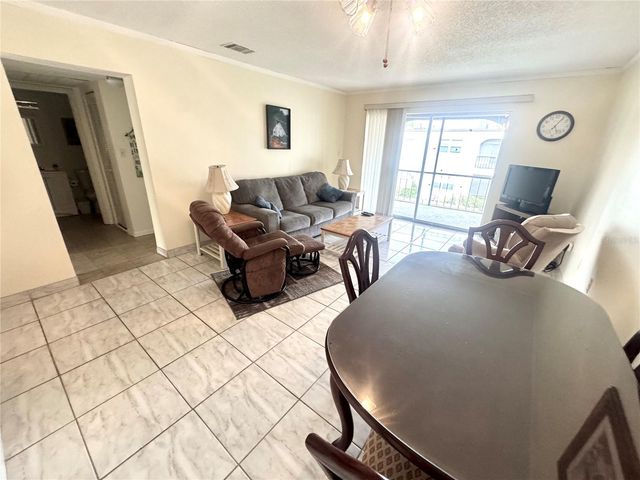 7701 STARKEY ROAD 638, Seminole, FL 33777