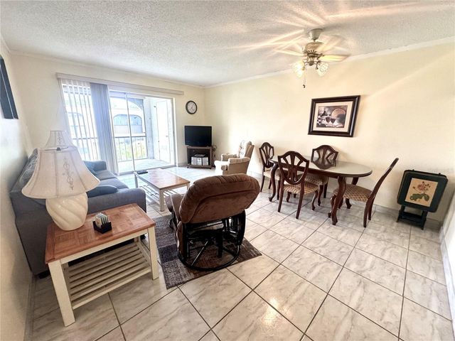 7701 STARKEY ROAD 638, Seminole, FL 33777