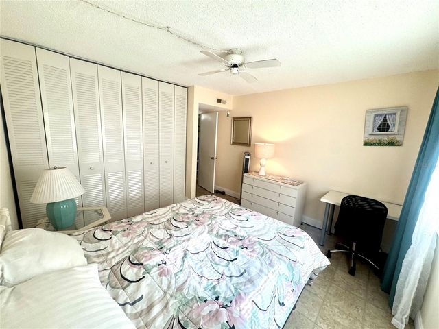 7701 STARKEY ROAD 638, Seminole, FL 33777