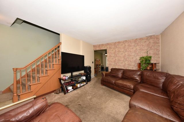 4001 W Cherrywood LANE, Brown Deer, WI 53209