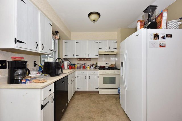 4001 W Cherrywood LANE, Brown Deer, WI 53209