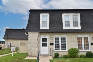 4001 W Cherrywood LANE, Brown Deer, WI 53209