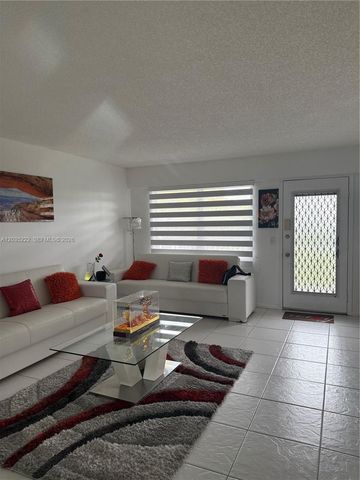 13255 SW 7th Ct 406D, Pembroke Pines, FL 33027
