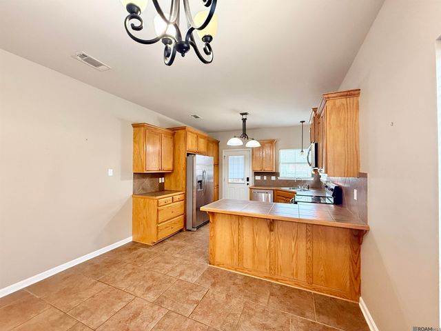 40312 Crestridge Dr, Gonzales, LA 70737