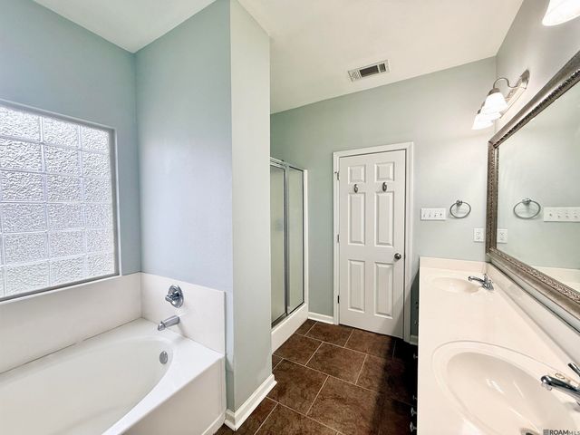 40312 Crestridge Dr, Gonzales, LA 70737