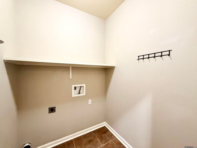 40312 Crestridge Dr, Gonzales, LA 70737