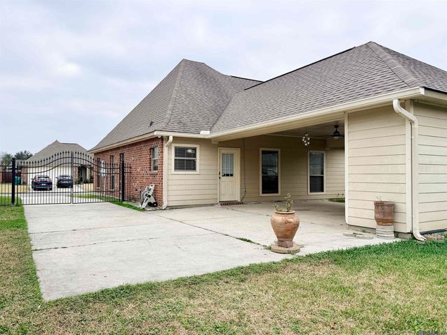 40312 Crestridge Dr, Gonzales, LA 70737