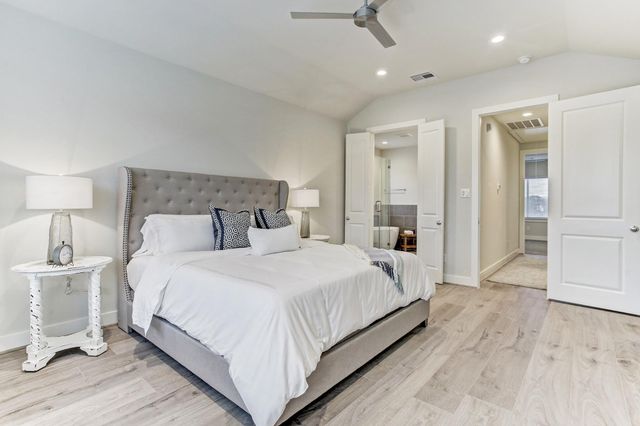 806 Sienna Palm Lane, Houston, TX 77008