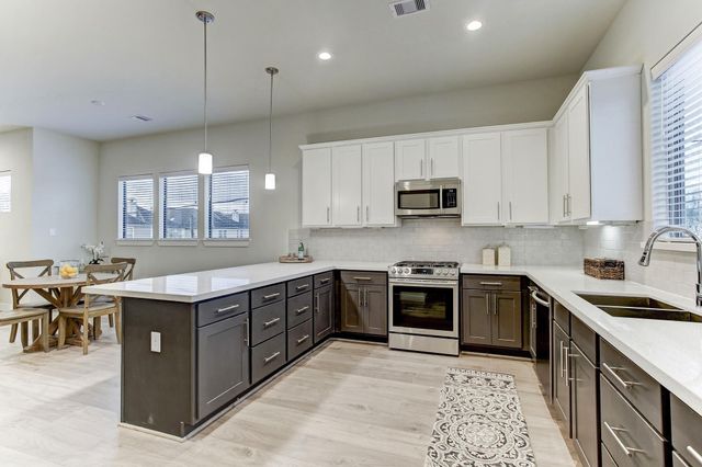 806 Sienna Palm Lane, Houston, TX 77008