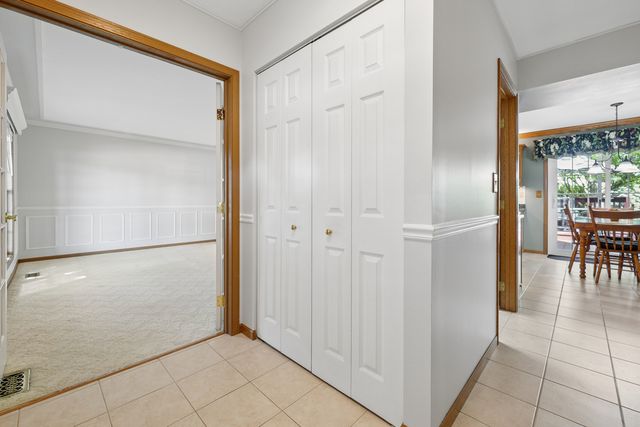 3264 Salem Court, Aurora, IL 60504
