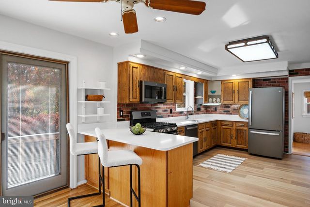 3504 FALLING GREEN RD, Olney, MD 20832