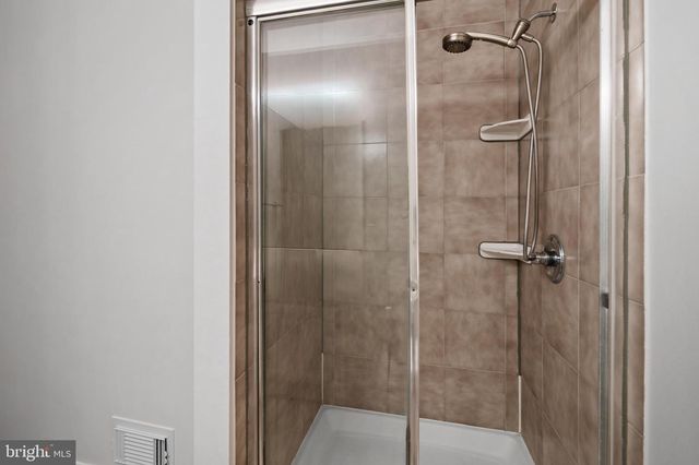 3504 FALLING GREEN RD, Olney, MD 20832