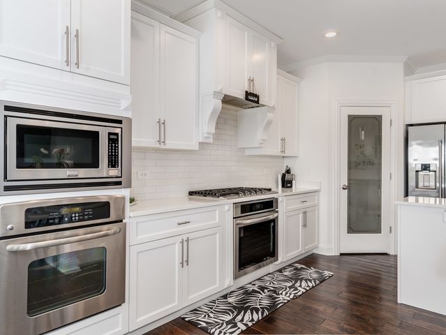 24135 S Bay To Bay Boulevard, Manhattan, IL 60442