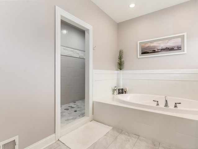 24135 S Bay To Bay Boulevard, Manhattan, IL 60442