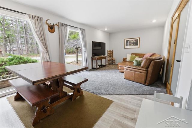 547 W Peterson Drive, Sanford, MI 48657
