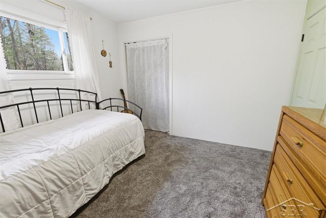 547 W Peterson Drive, Sanford, MI 48657