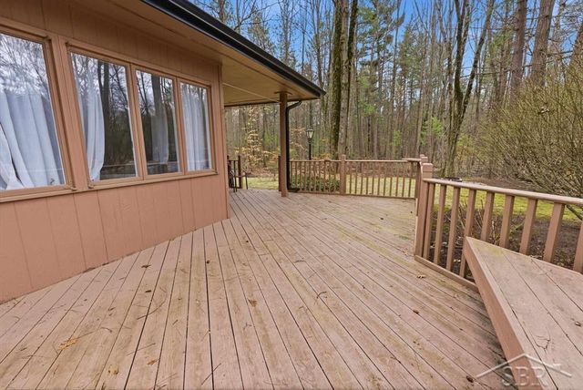547 W Peterson Drive, Sanford, MI 48657