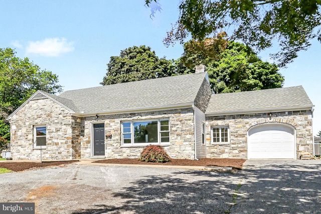 215 MILLERSVILLE RD, Lancaster, PA 17603