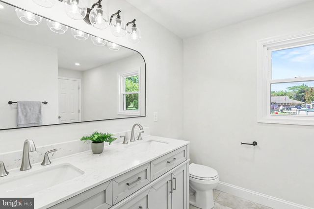 215 MILLERSVILLE RD, Lancaster, PA 17603