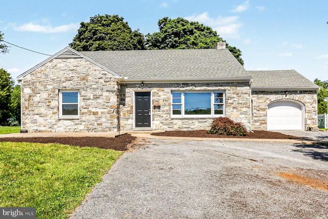 215 MILLERSVILLE RD, Lancaster, PA 17603