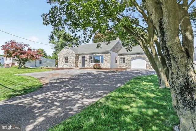 215 MILLERSVILLE RD, Lancaster, PA 17603