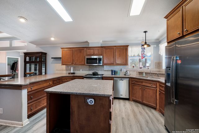 1951 Dowdy Rd, Seguin, TX 78155