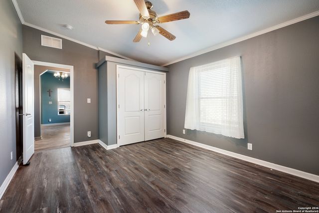 1951 Dowdy Rd, Seguin, TX 78155