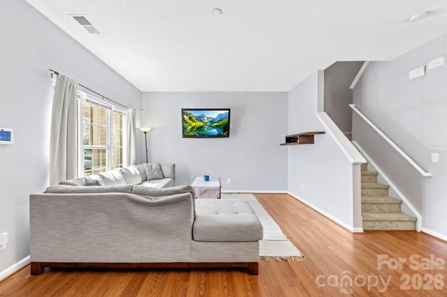 2823 Summergrove Court, Matthews, NC 28105