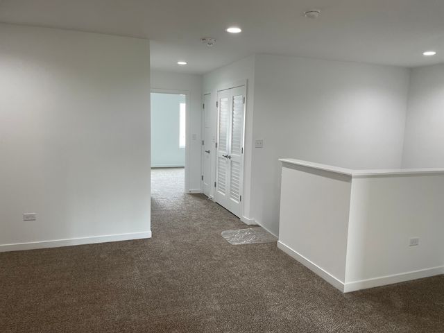 1215 Gillespie Lane, Yorkville, IL 60560