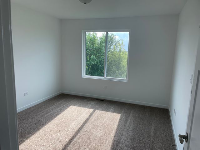 1215 Gillespie Lane, Yorkville, IL 60560