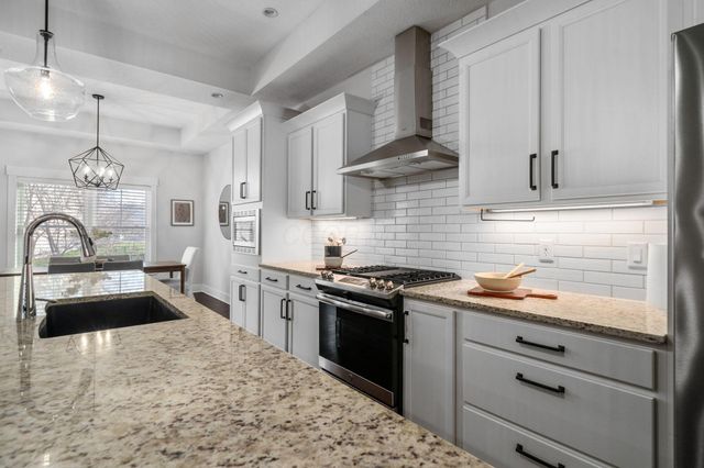 112 Lone Elk Court, Pickerington, OH 43147