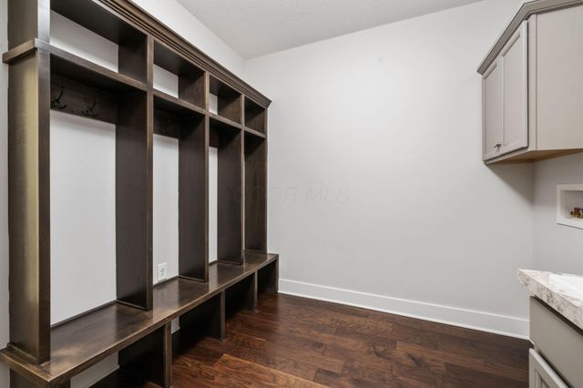 112 Lone Elk Court, Pickerington, OH 43147