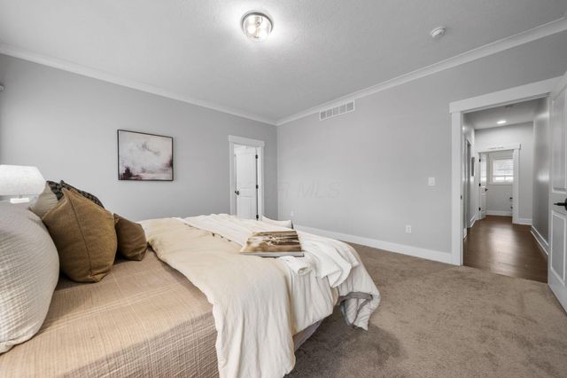 112 Lone Elk Court, Pickerington, OH 43147