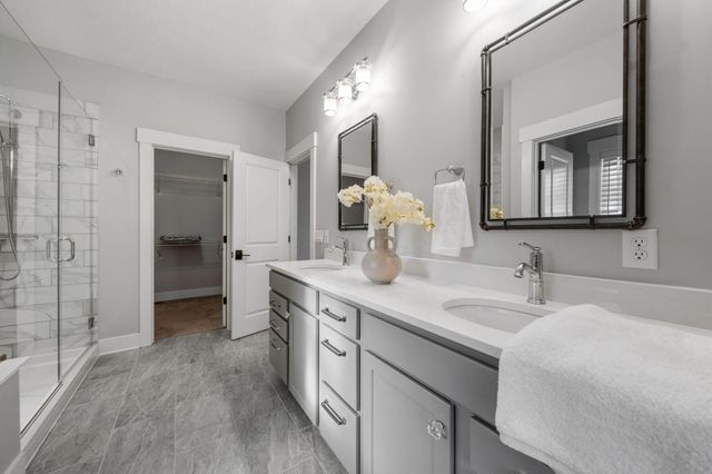 112 Lone Elk Court, Pickerington, OH 43147