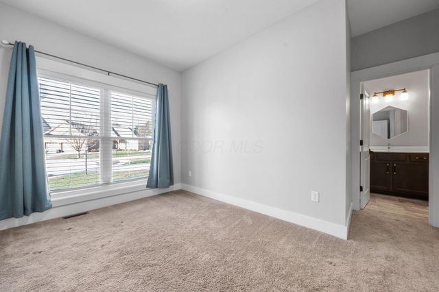 112 Lone Elk Court, Pickerington, OH 43147