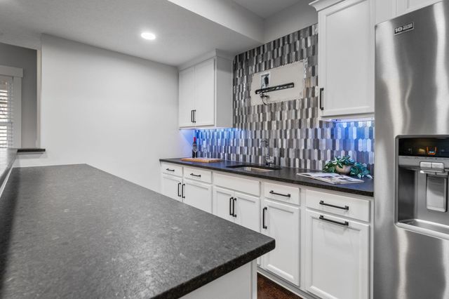 112 Lone Elk Court, Pickerington, OH 43147