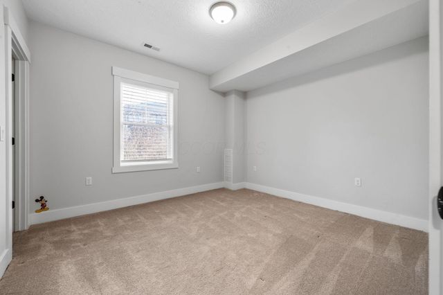 112 Lone Elk Court, Pickerington, OH 43147