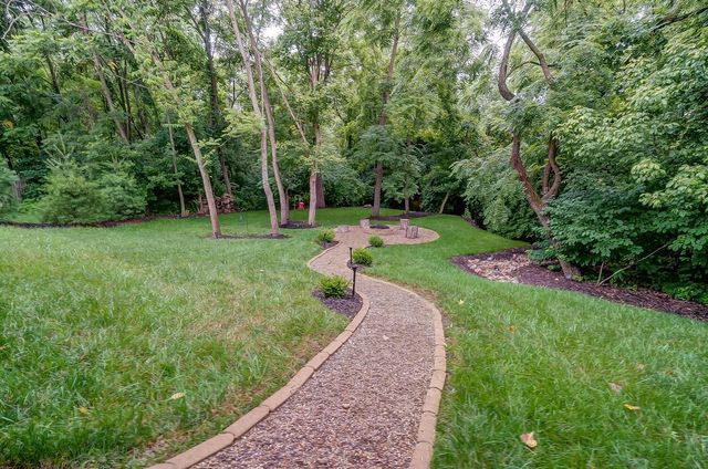 112 Lone Elk Court, Pickerington, OH 43147