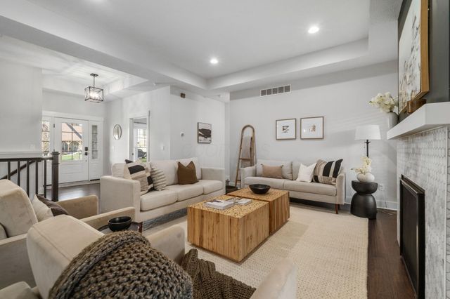 112 Lone Elk Court, Pickerington, OH 43147