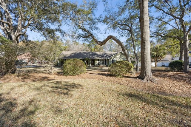 107 New Hammock Circle, St Marys, GA 31558