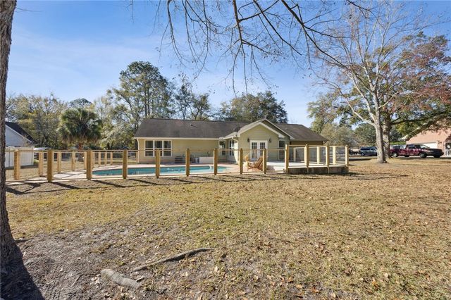 107 New Hammock Circle, St Marys, GA 31558