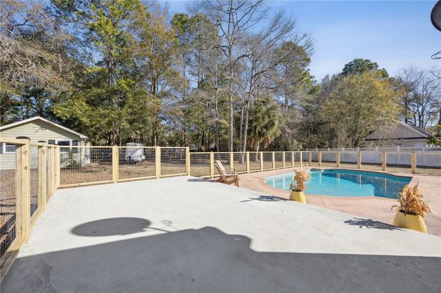 107 New Hammock Circle, St Marys, GA 31558